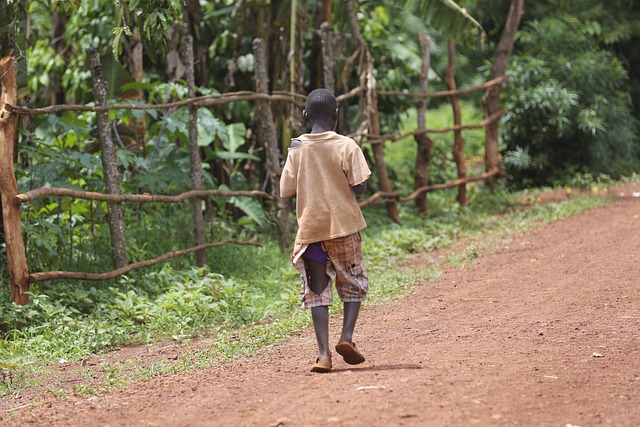 enfant-situation-handicap-moque-autorites-competentes-saisies