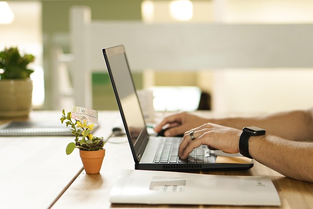 emploi-libanais-uniquement-cote-d-ivoire-naya-jarvis-zamble-pratique-discriminatoire